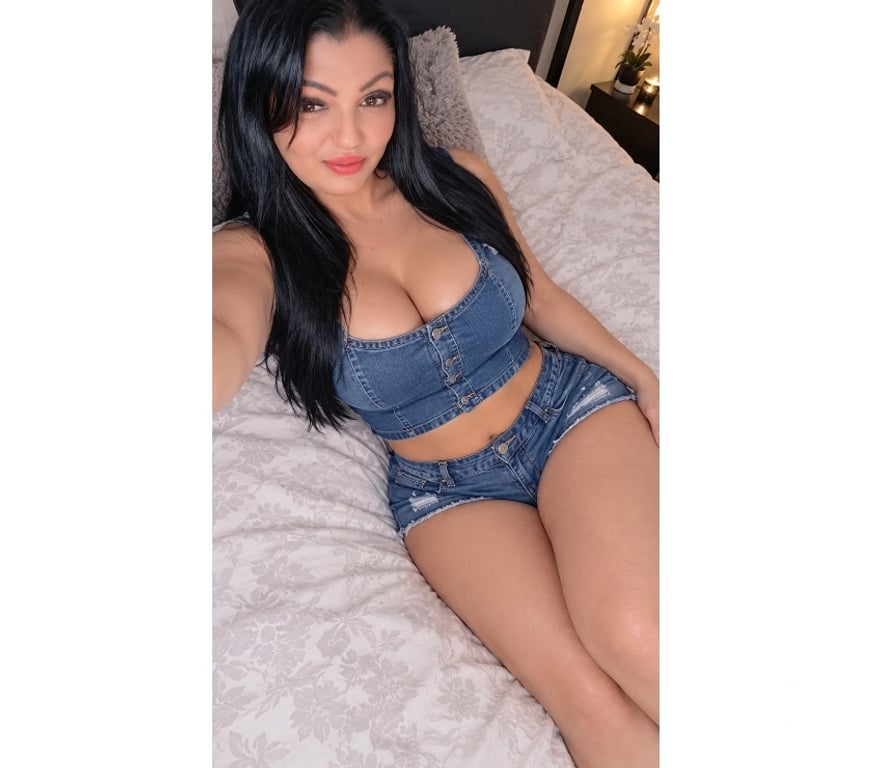Escorts West Yorkshire Bradford - Photos for ALICIA INCALL & OUTCALL !!! PARTY GIRL !!!
