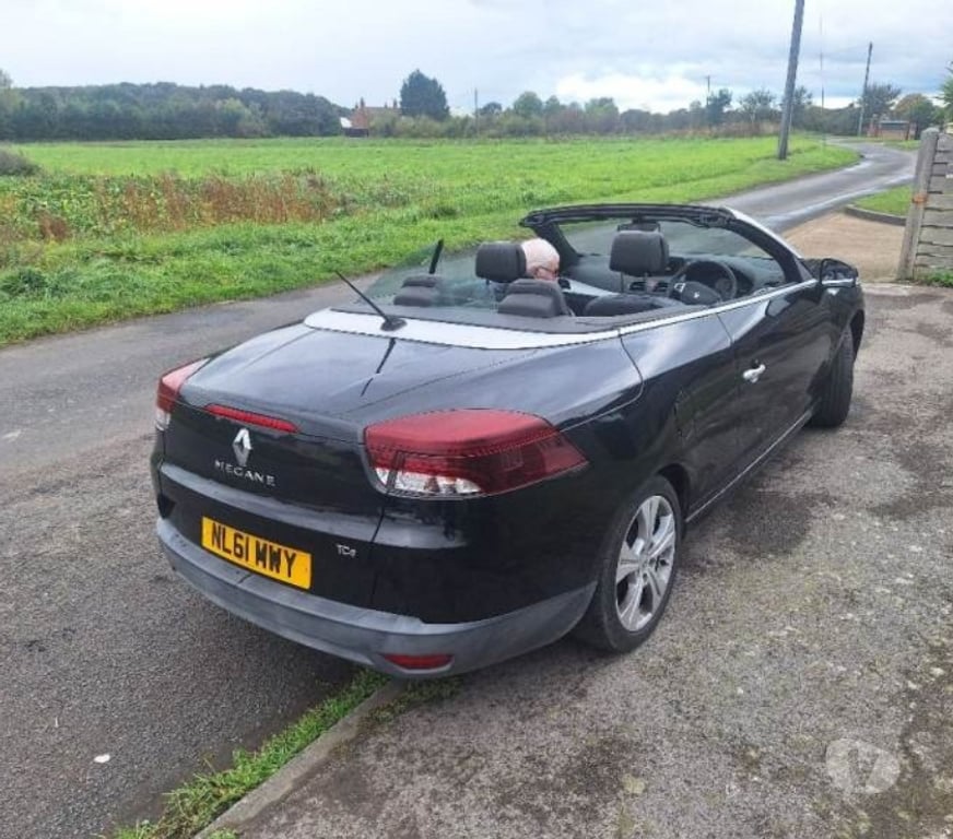 used cars for sale South Yorkshire Rotherham - Photos for SUPERB 75000 MLS MEGANE 1.4 CONVERTIBLE 2011