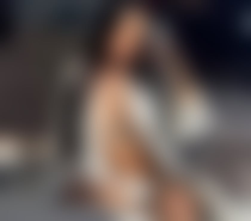 Escort Bolton City Centre Bolton - Photos for Ariel🇧🇷Brazilian natural body🧡confirmation video