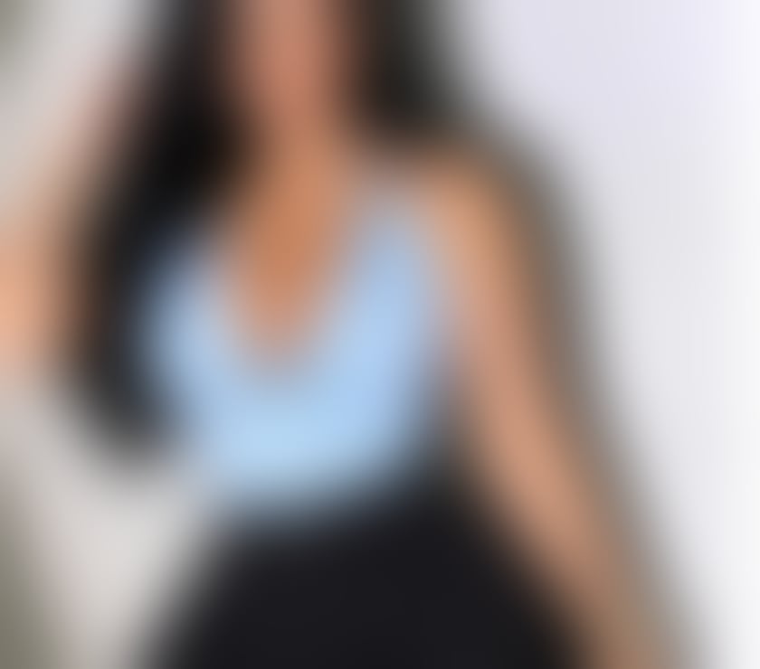 Oldham Town Centre - Oldham — BEST BRUNETE GIRLS HAVE FUN PARTY 🥳