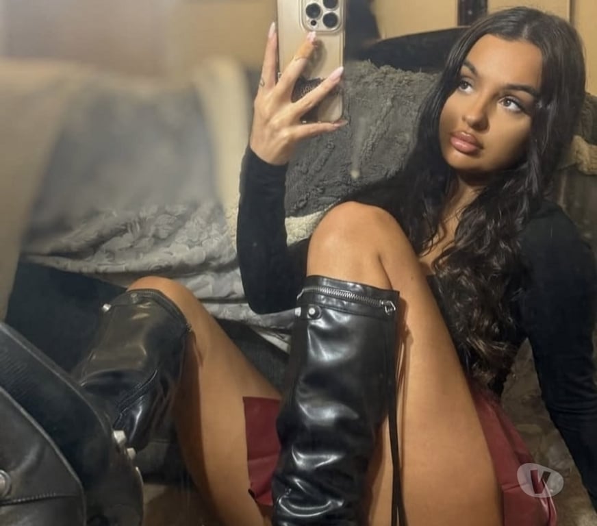Escorts Greater Manchester Wigan - Photos for NEW ONLY OUTCALL PARTY GIRL