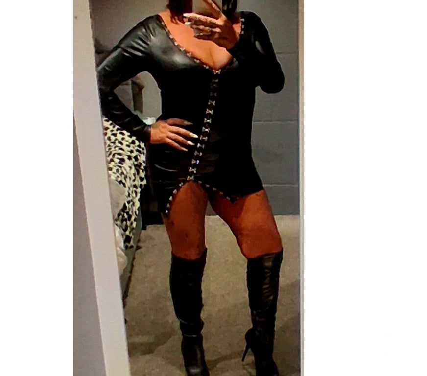 Escorts North Lanarkshire Bellshill - North Lanarkshire - Photos for 🏴󠁧󠁢󠁳󠁣󠁴󠁿CURVY EROTIC MILF 07985532077