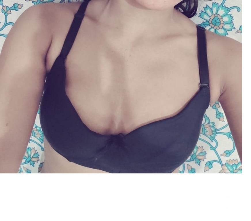 Escorts West London Hillingdon - Photos for Sweet Indian girl