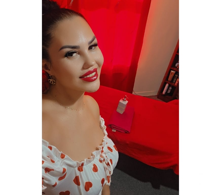 Escorts West Yorkshire Leeds - Photos for The best Swedish tantric massage by Maria