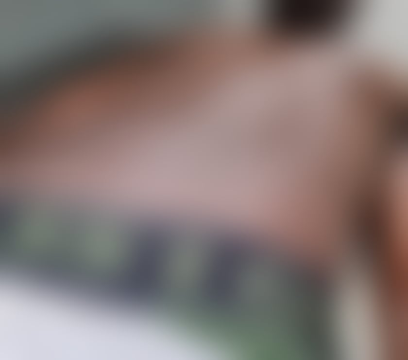 Escorts West Yorkshire Leeds - Photos for Discreet & Attentive 23yo Man