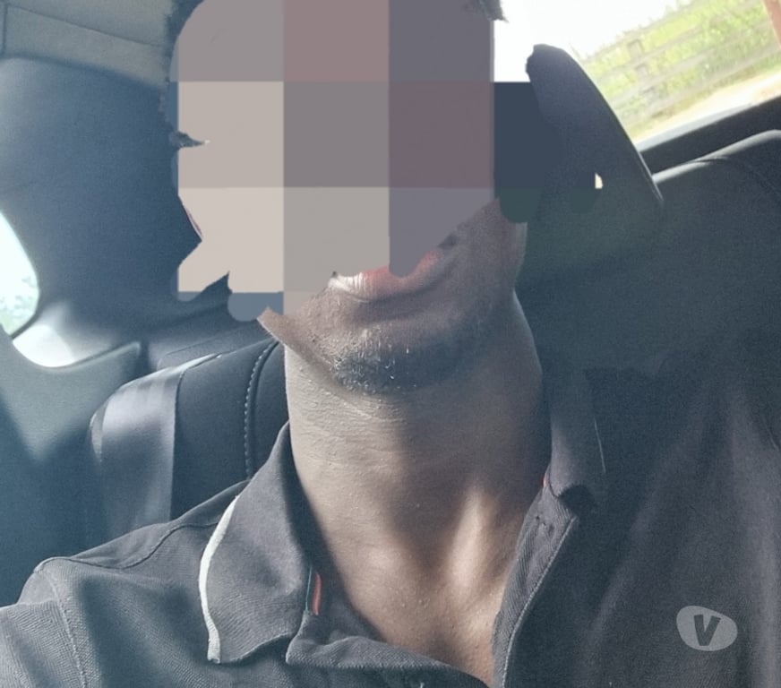 Escorts West Yorkshire Leeds - Photos for Discreet & Attentive 23yo Man