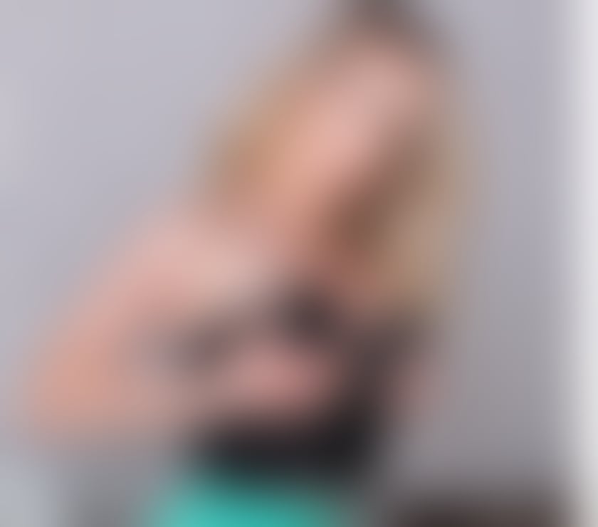 Escorts Surrey Spelthorne - Photos for Gorgeous Sam for gentlemen pleasure and satisfaction!