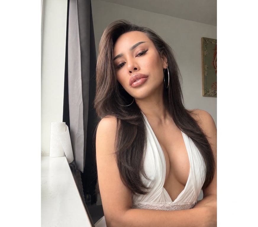 Escorts West Midlands Wolverhampton - Photos for Candy Thai ts the best service big🍑🍑