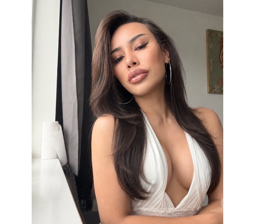 Trans Escorts West Midlands Wolverhampton - Photos for Candy Thai ts the best service big🍑🍑