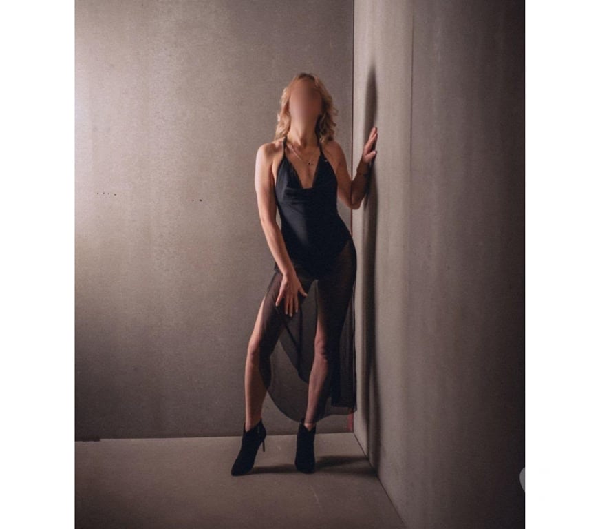 Escorts North West London Mill Hill - North West London - Photos for BEST TANTRIC MASSAGE IN ENFIELD & BODY TO BODY HAND