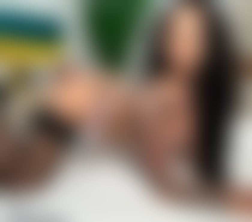Cleo🍭HOT CURVY PARTY-GIRL 🥳DOMINATION naughty girl💦