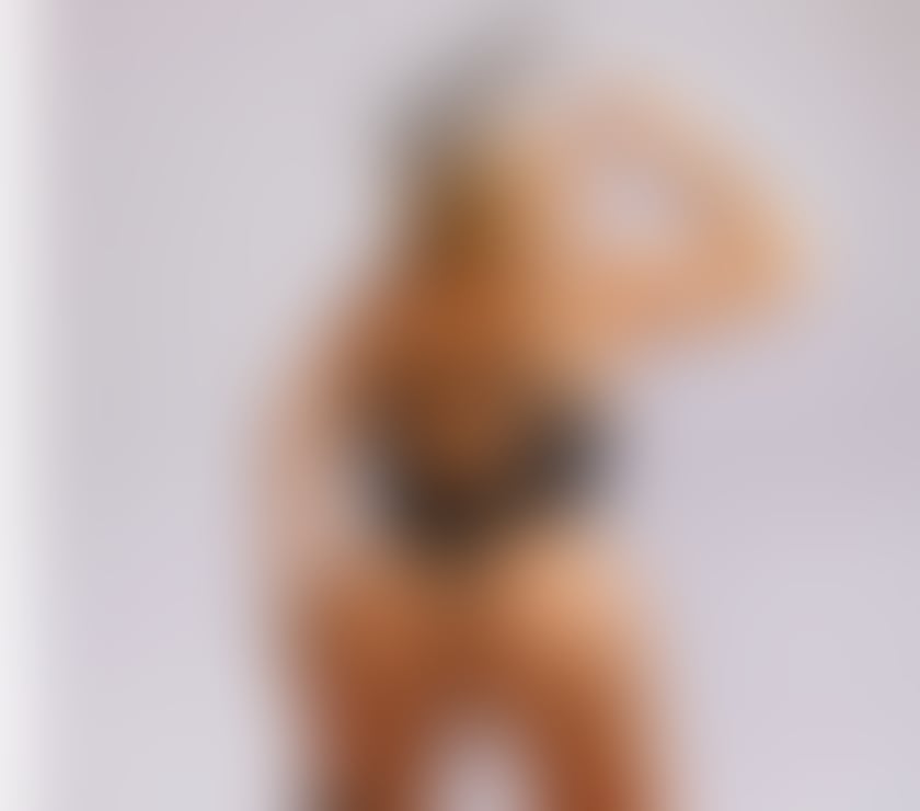 Escorts North London Islington - North London - Photos for Elegant Dominatrix | Private Domination Experience