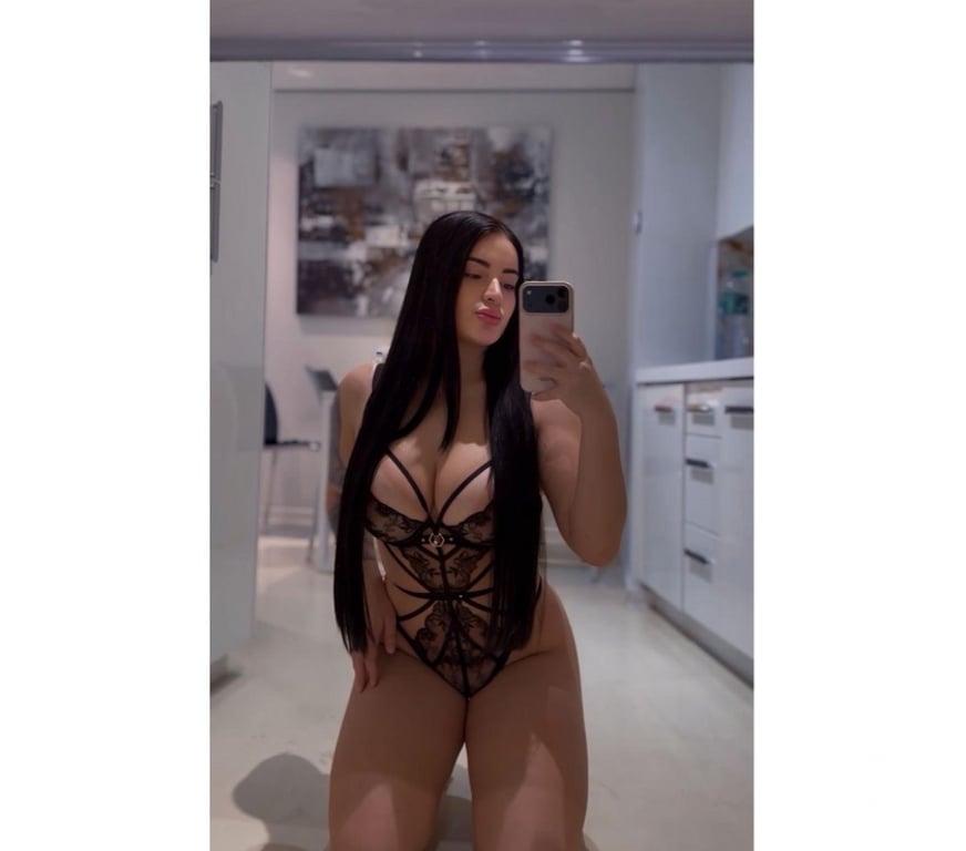 Escorts West Midlands Birmingham - Photos for NINA AMAZING ASS🔥🇧🇷PARTY GIRL🍾
