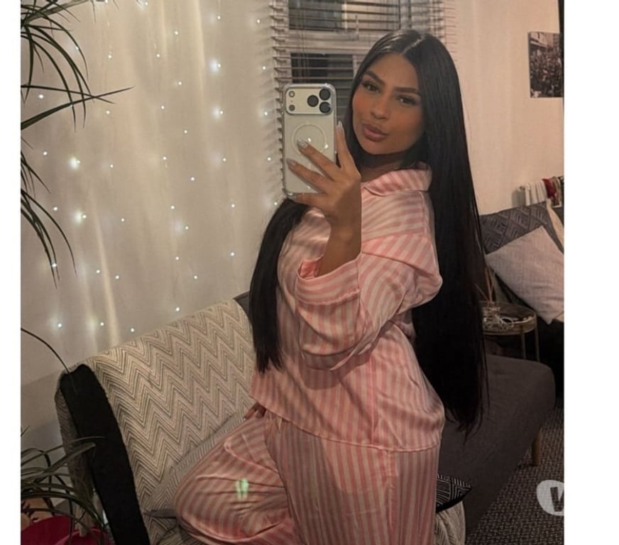 Escorts West Midlands Birmingham - Photos for Flory party gils❤️