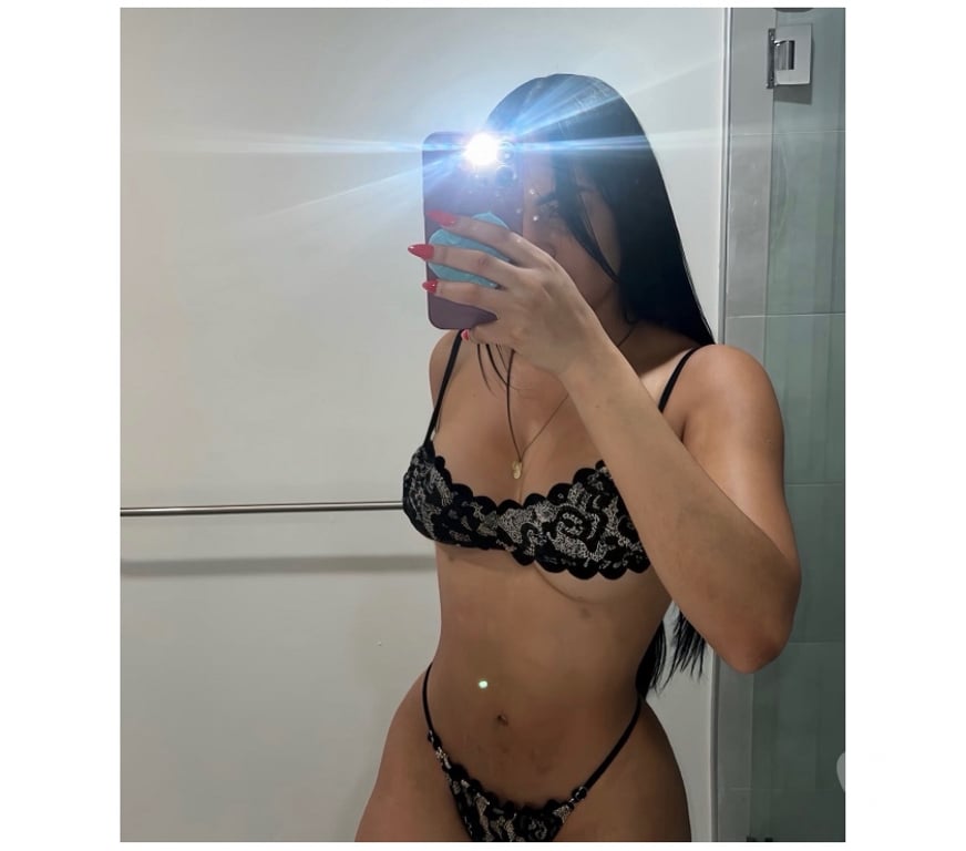 Escorts East London Gants Hill - East London - Photos for 🔞💦Pretty Face, Playful Personality 😈🫦🫦🔥