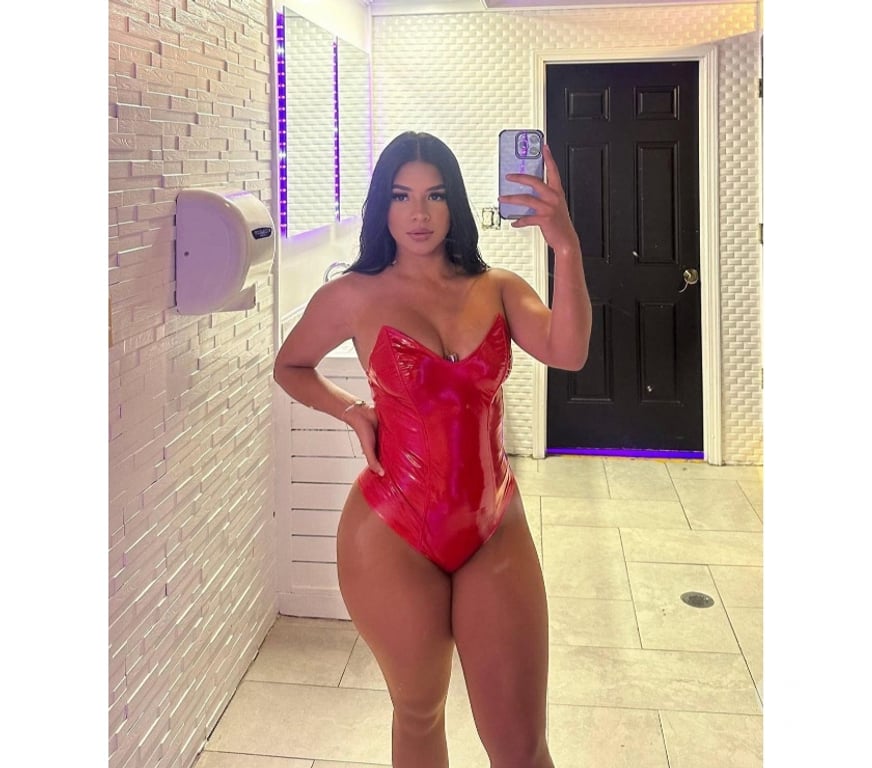 Escorts East London Bethnal Green - East London - Photos for 🍒50£ BELLA🍒 GFE | PARTY | BEST OWO🔥