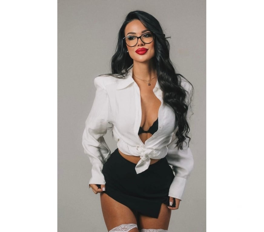Escorts East London Commercial Road - East London - Photos for PAOLA 🧡YOUR BEST CHOICE 💯 GENUINE