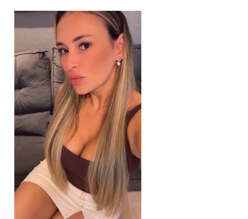 Escorts Lancashire Preston - Photos for 🔥SARAH HOT GIRL 🔥PARTY GIRL 🎉🍾
