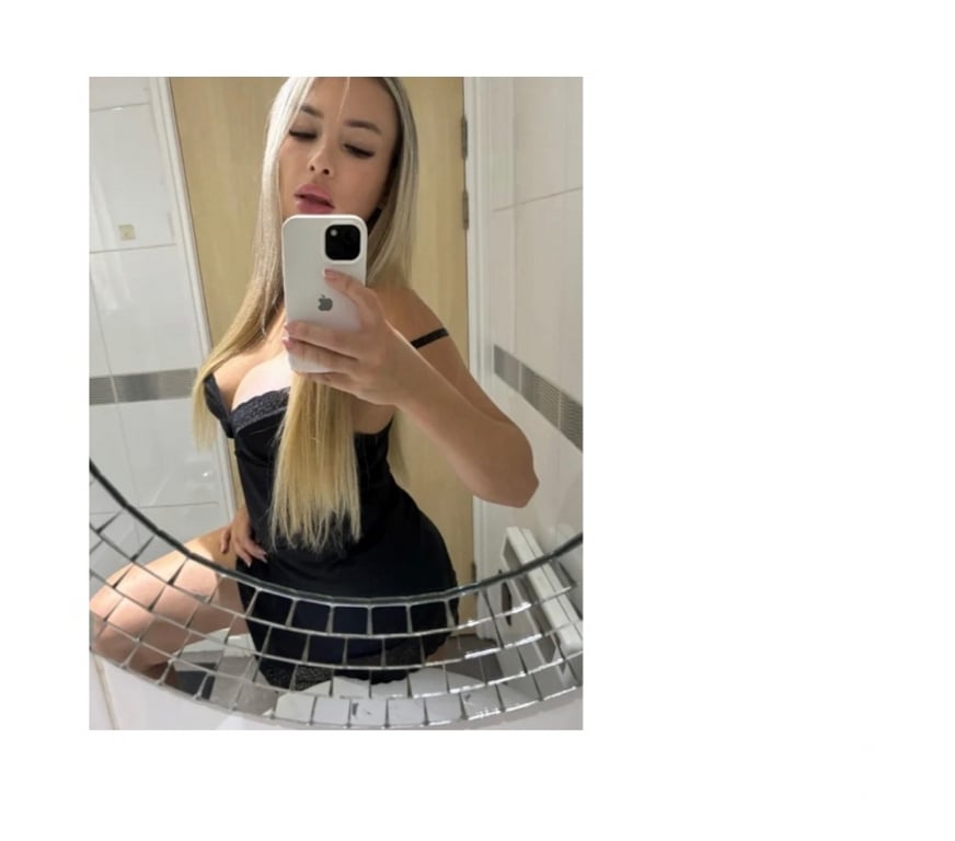 Escorts Lancashire Preston - Photos for 🔥SARAH HOT GIRL 🔥PARTY GIRL 🎉🍾