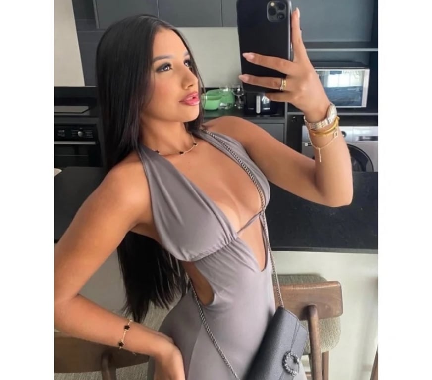 Escorts West London Hounslow - Photos for HOT BRUNETTE🍑LATINA BEAUTY🔥GOOD SERVICE