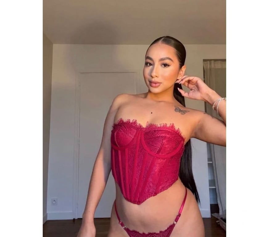 Escorts North West London Hendon - North West London - Photos for 🇧🇷💎 NATY 🎀 YOUR BRAZILIAN DREAM GIRL �
