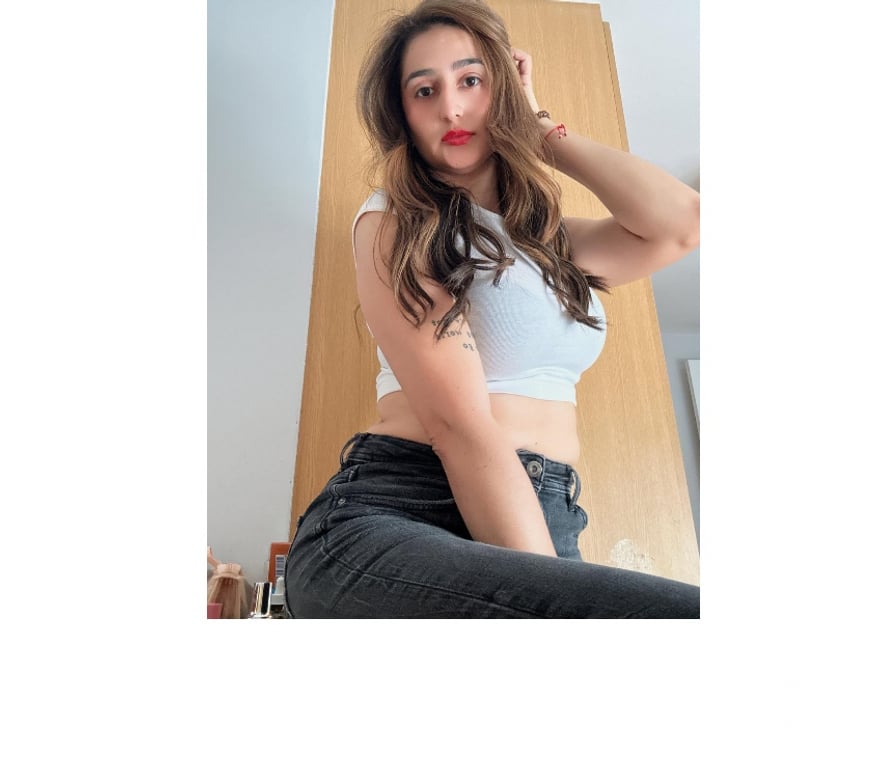 Escorts West London Hounslow - Photos for Elena new girl in town !
