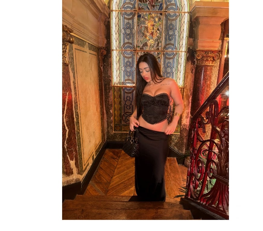 Escorts Slough Slough Town Centre - Slough - Photos for Moni, your favorite girl, party 🥂🎉🥳