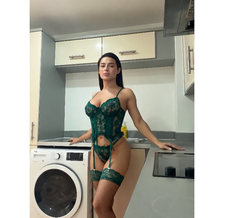 Trans Escorts East London Tower Hamlets - East London - Photos for TS DOMINATRIX TOP BOTTOM 💦💦💦✅