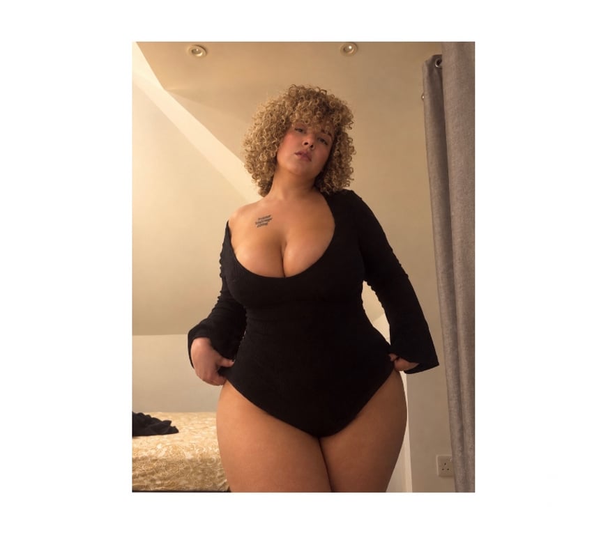 Escorts West London North Acton Station - West London - Photos for 🥰🔥 BBW JENNY 🥂 PARTY GIRL amazing curves ❤️