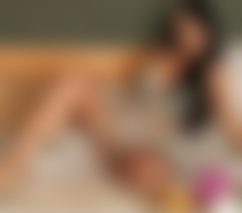 Escorts South West London Chelsea - South West London - Photos for LARA ✨ Soft, Bold & Unforgettable ✨
