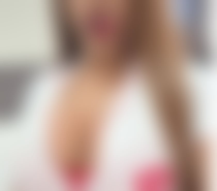 Niki Hot Caribbean Girl New in the City