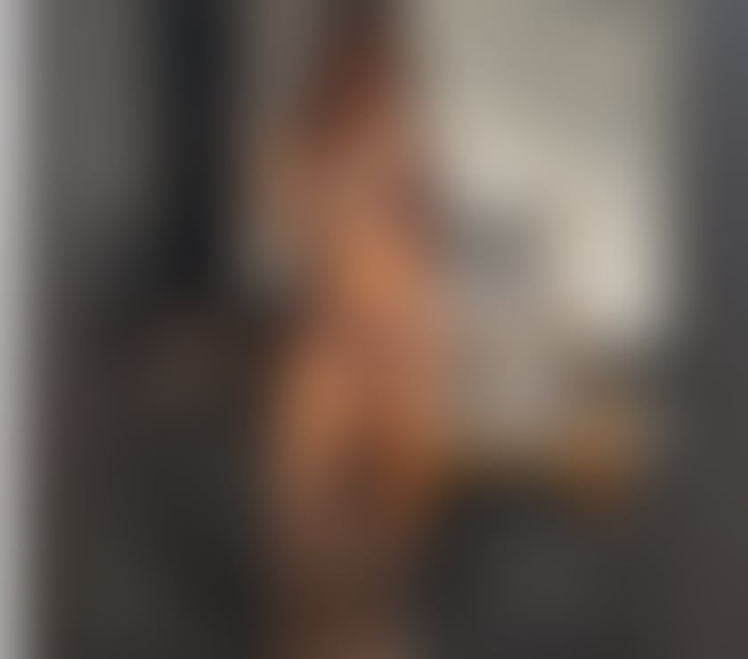 Escorts South East London West Croydon Station - South East London - Photos for Bright and Cheerful Honey