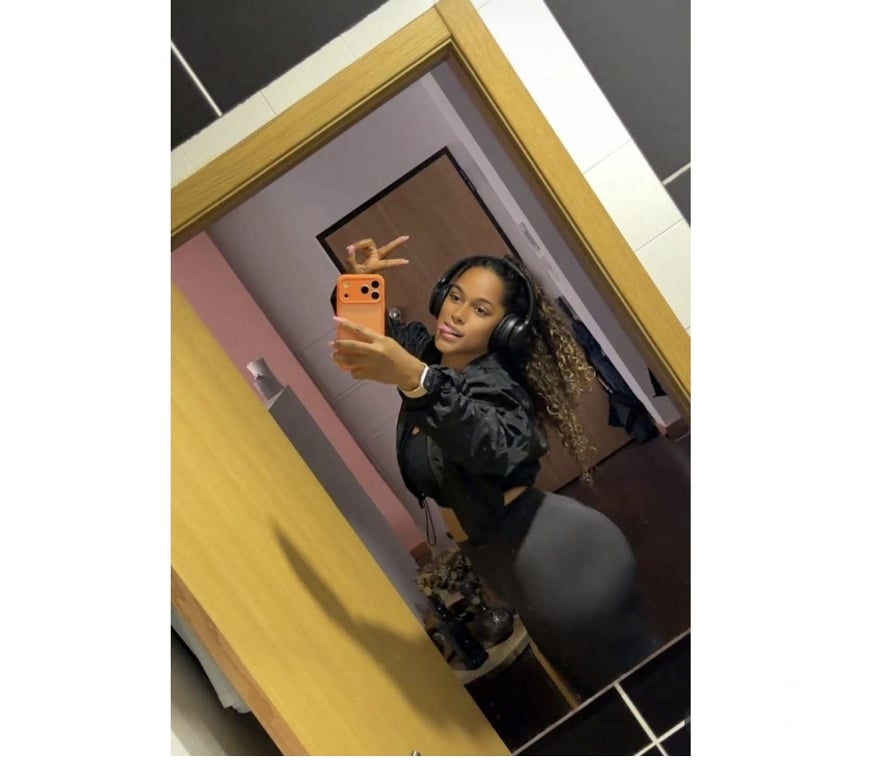Escorts North West London Harrow - Photos for Vicky first time in town, best bj🍆💦🍑💯% real pics