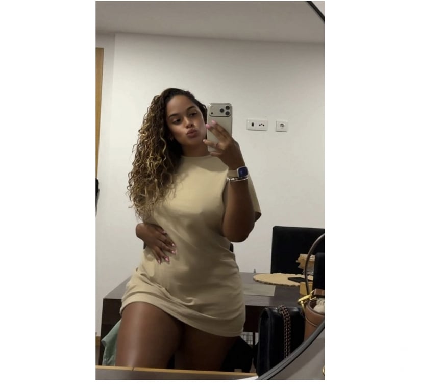 Escorts North West London Harrow - Photos for Vicky first time in town, best bj🍆💦🍑💯% real pics
