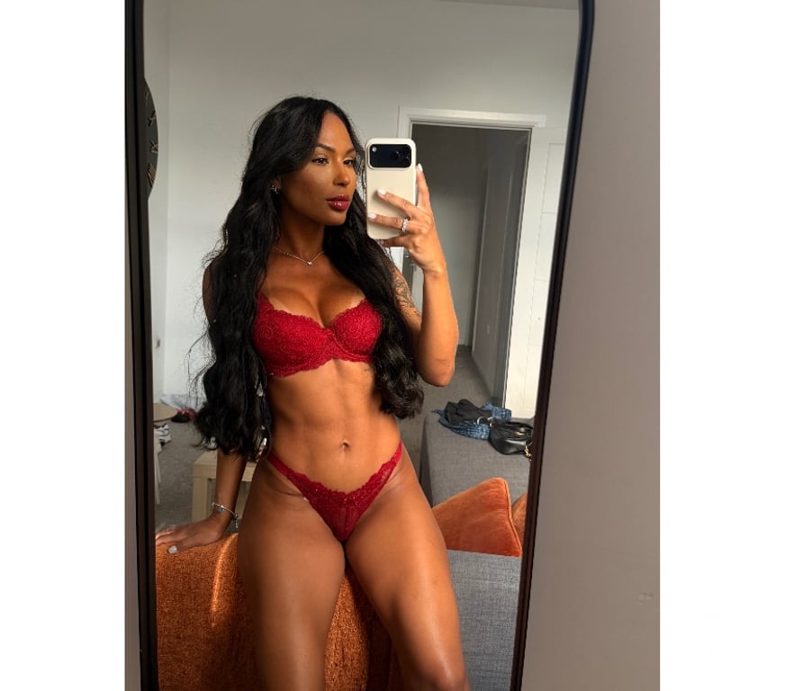 Escorts Glasgow Glasgow City Centre - Glasgow - Photos for Emma🐦‍🔥🍑natural girf 🥂sexy party 🔥🇧🇷