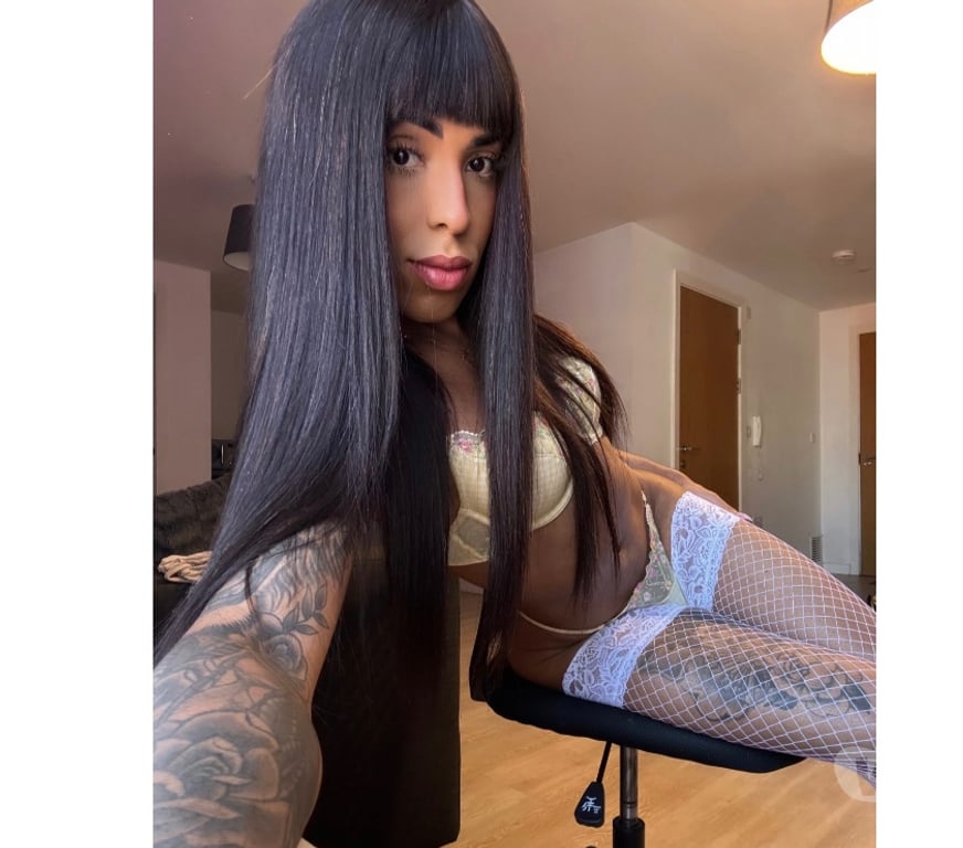Trans Escorts Cardiff Cardiff City Centre - Cardiff - Photos for BRENDA HOT🔥TS XXL🔞🍑FULL SERVICE👌P@RTTY 🥳