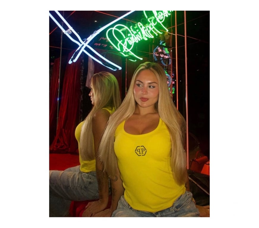 Escorts Surrey Woking - Photos for NEW PARTY GIRL AVAILABLE🟢 NO RUSH COME ENJOY