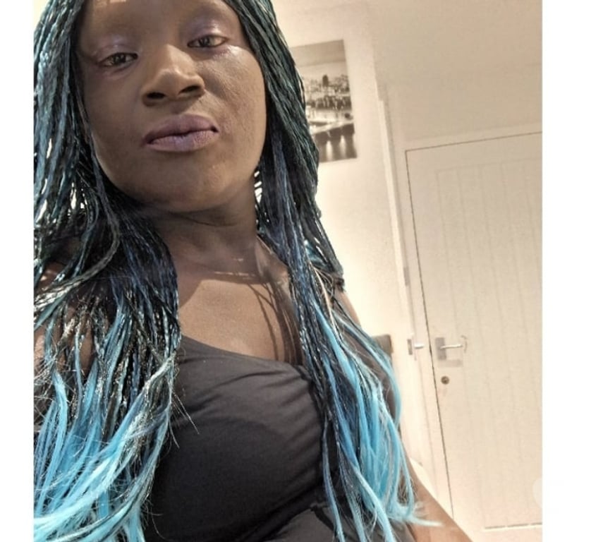 Trans Escorts Cornwall Par - Cornwall - Photos for Chloe in par wednesday to sunday