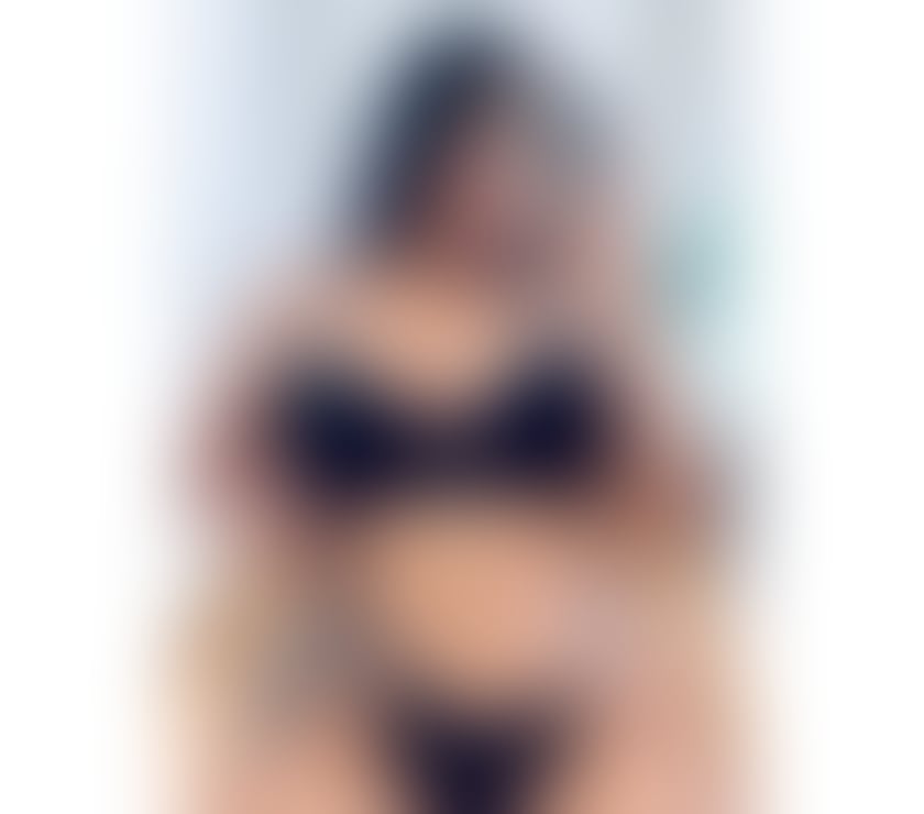 North Acton Station - West London — 🇧🇷🥂 Mel perfect curves 🥰 PARTY BABY 🔥✨