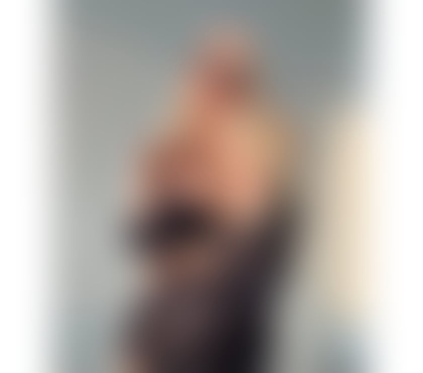 Escorts East London Bow - East London - Photos for Anne 100%real 🇧🇷👩‍🦳🍭 Party 🥳