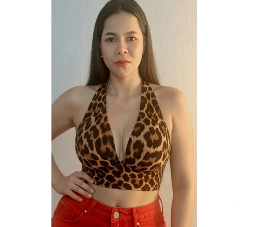 Escorts Gloucestershire Gloucester - Photos for Lisa Sexy Thai Girl ❤️🧡 Good Service