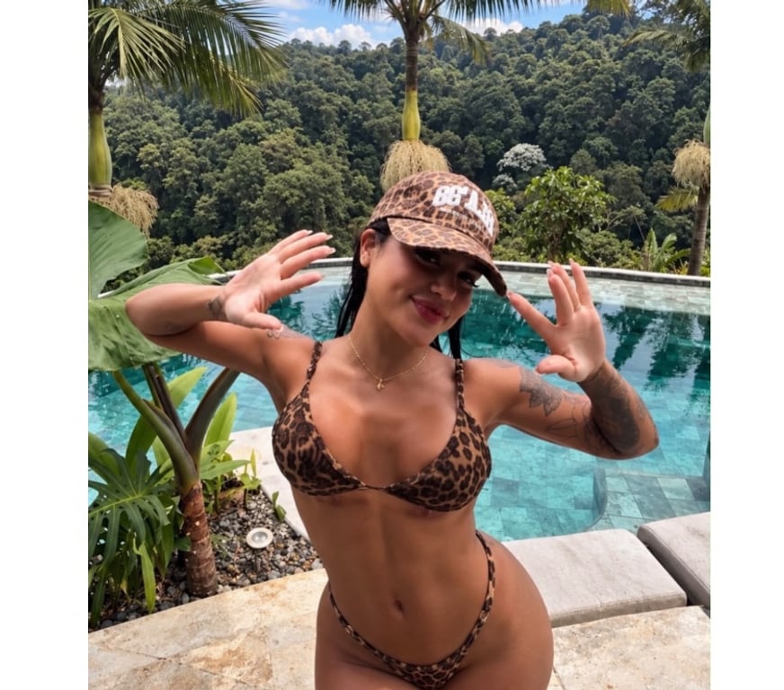 Escorts North West London Colindale Station - North West London - Photos for PARTY GIRL 🥳🎉🥂🍾NEW IN LONDON🫦🔥