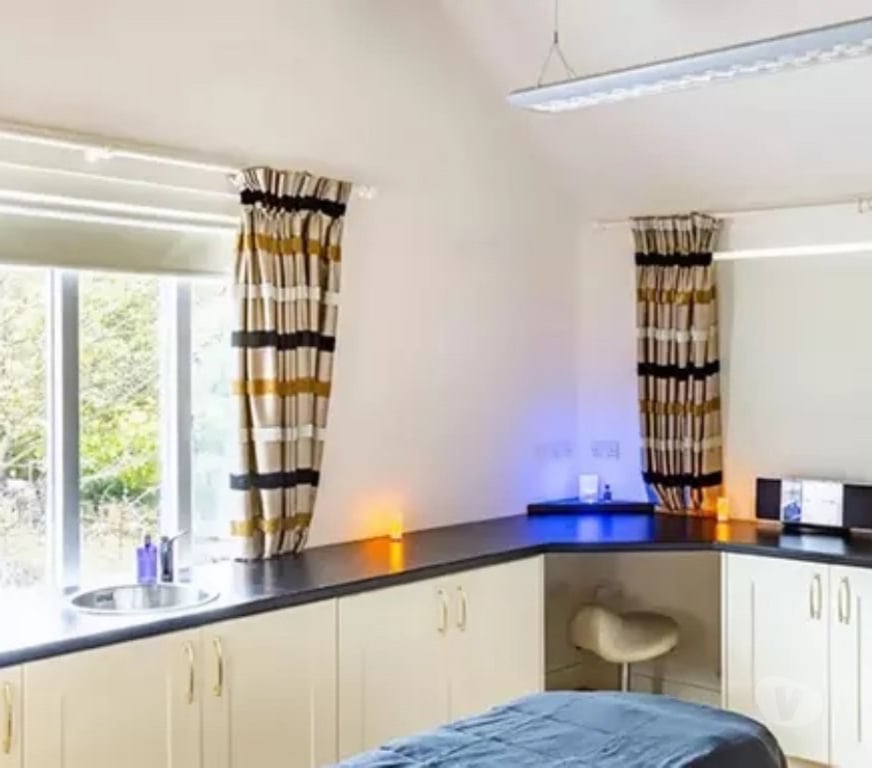 Full body massage Kent Tonbridge and Malling - Photos for Ultimate Relaxation: 60-Minute Massage or Couples Massage