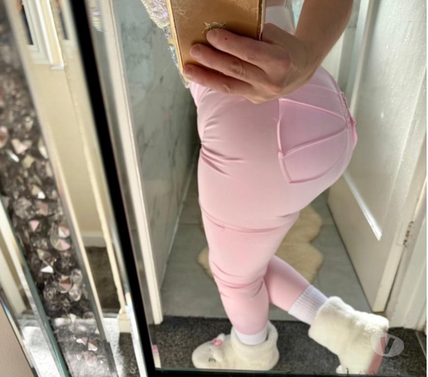 Escorts North London Edmonton - North London - Photos for Fiorella sweet Body to body Erotic Masage