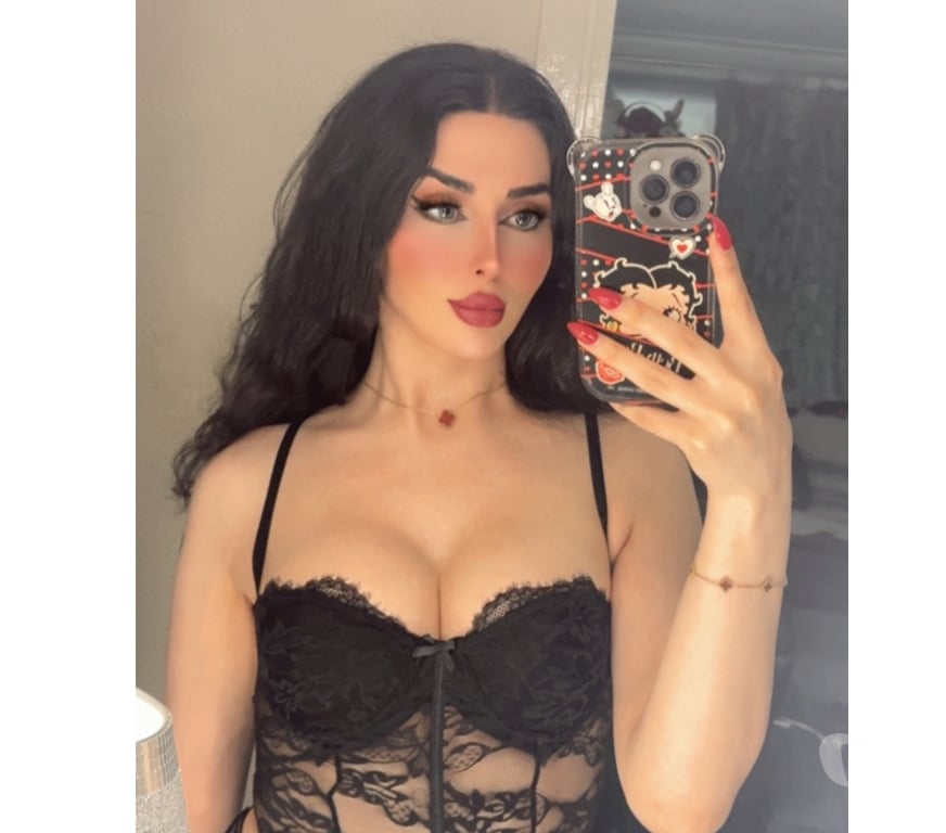 Trans Escorts Glasgow Glasgow City Centre - Glasgow - Photos for Ts Lili super sexy and feminine 🫦😍