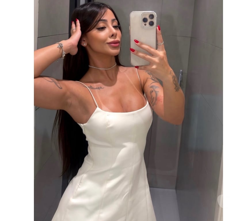 Escorts Hertfordshire Watford - Photos for Beautiful girl good vibes 💋