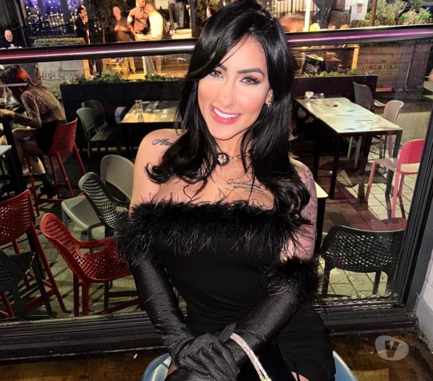 Escorts Kent Tunbridge Wells - Photos for 🖤VICTORIA 🍾TO BODY MASSAGE🍒