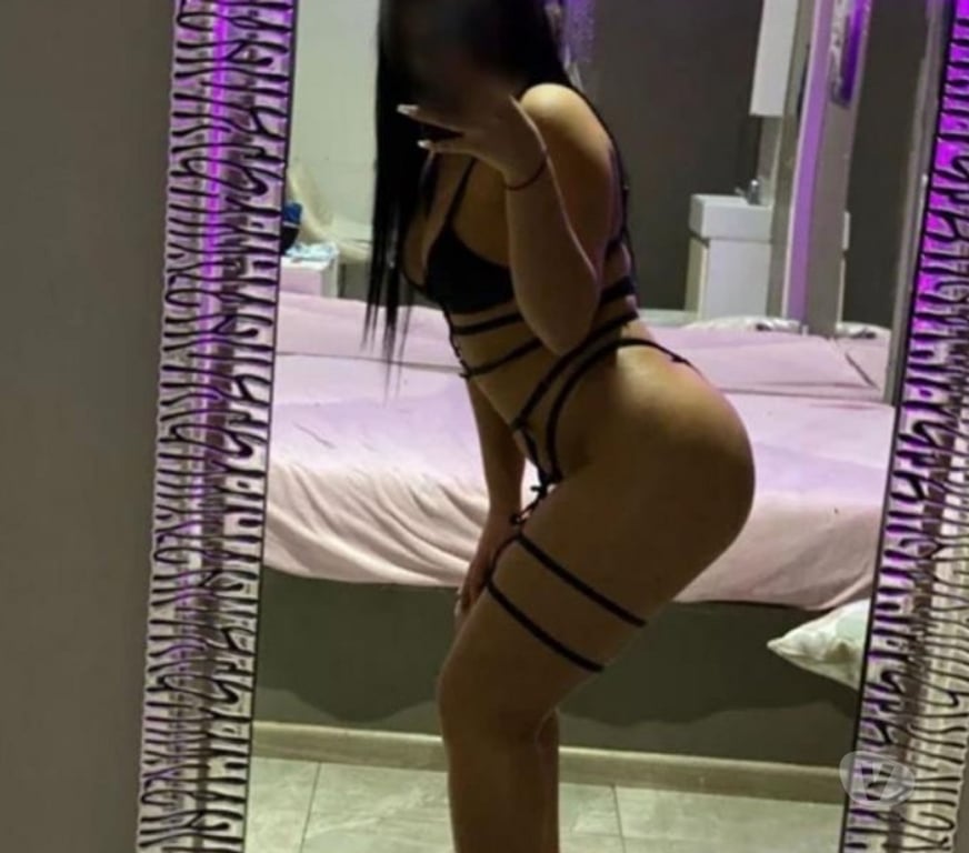 Escorts Greater Manchester Oldham - Photos for NEW IN TOWN🆕ERIKA HOT🥵HORNY🔞BEST OWO✅