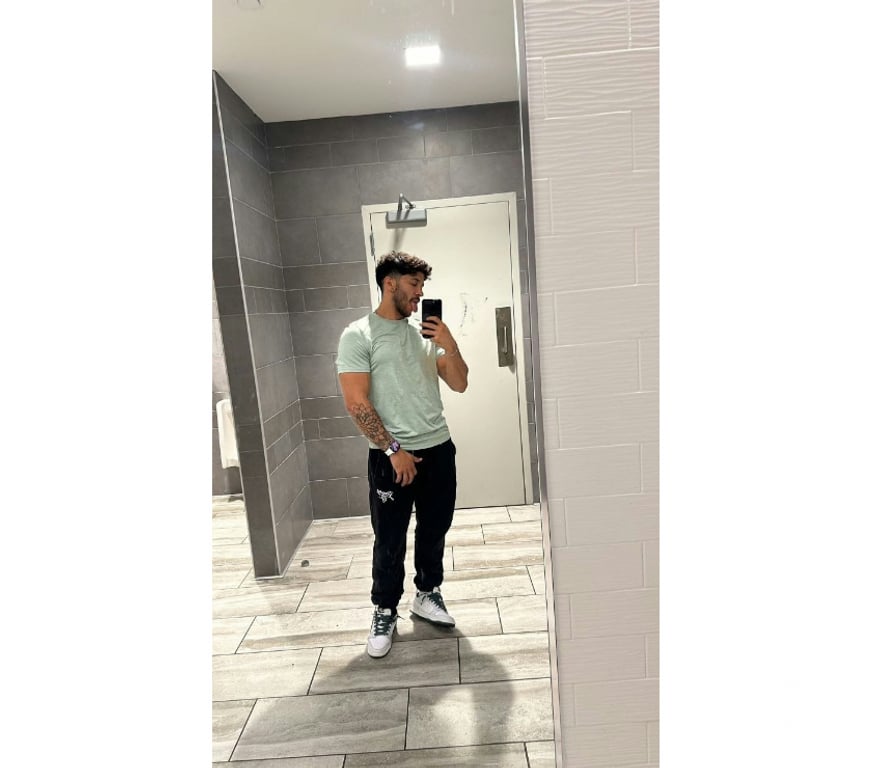  Gay massage Devon Plymouth - Photos for Dominant Edoardo Top în Plymouth