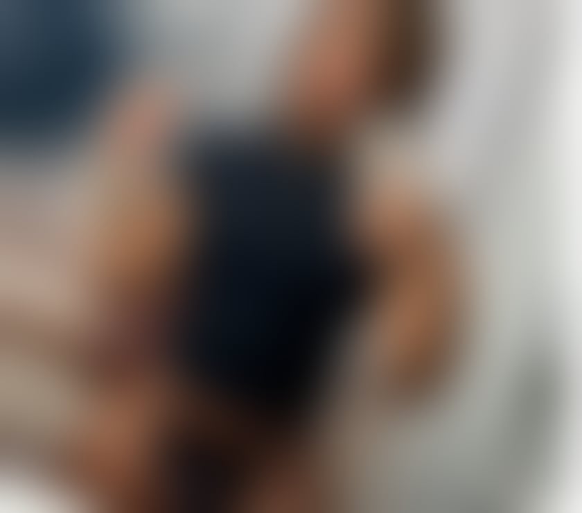 Escorts South East London Brixton - South East London - Photos for LAURA & Sami 🍓🇺🇾 Latina's Hot party 🍓🇺🇾